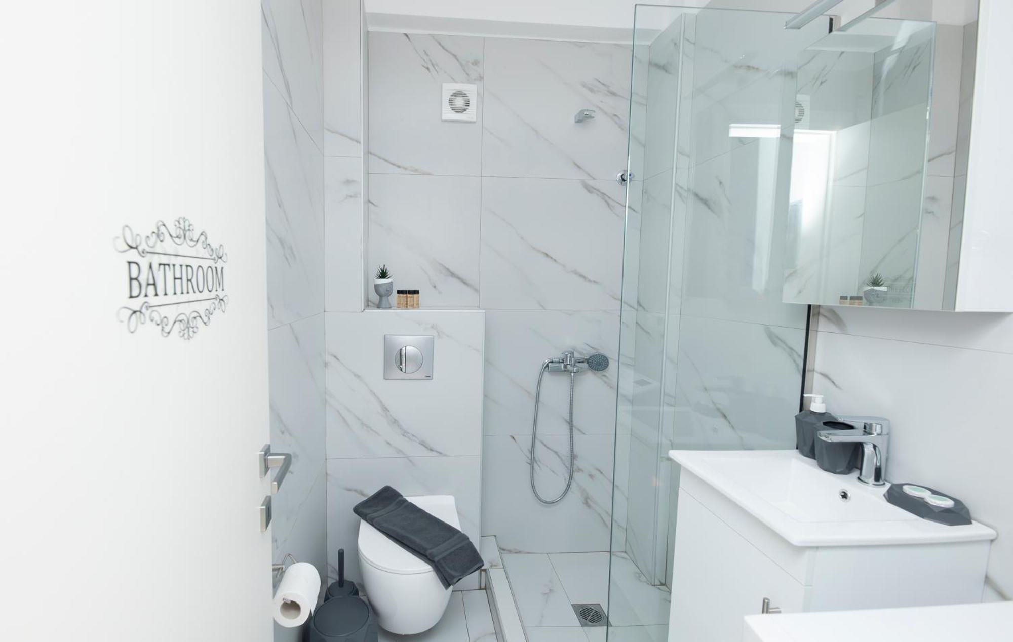 E&S Balaska Apartments Kavala Extérieur photo